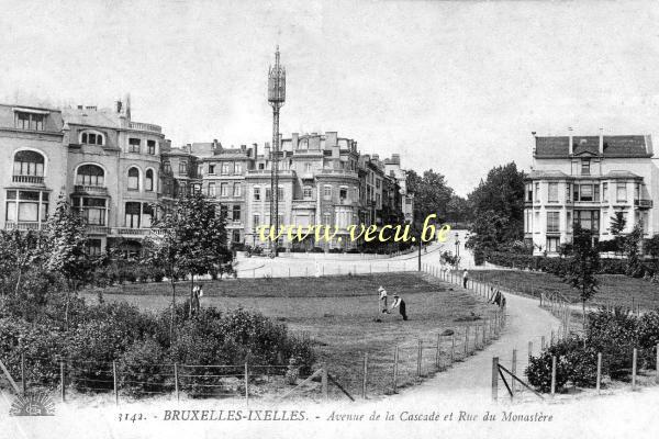 ancienne carte postale de Ixelles Avenue de la Cascade et rue du Monastère