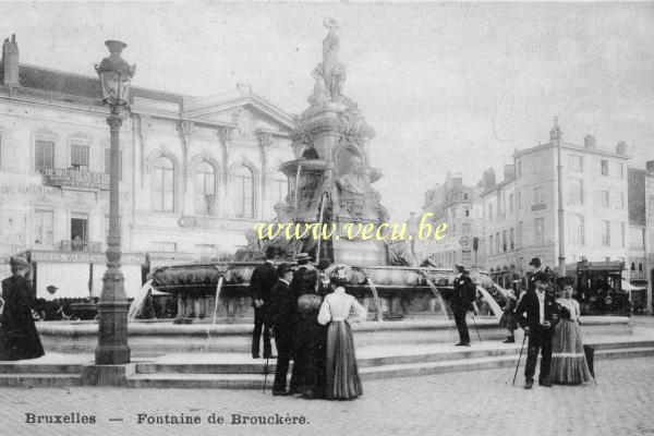 ancienne carte postale de Ixelles Fontaine de Brouckère (Porte de Namur)