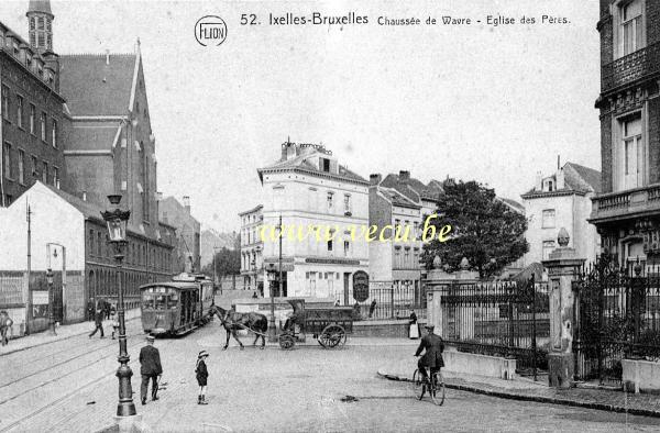 ancienne carte postale de Ixelles Chaussée de Wavre - Eglise des Pères