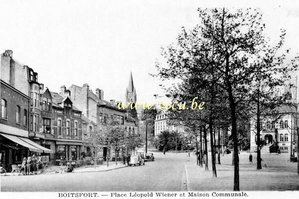 ancienne carte postale de Watermael-Boitsfort Place Léopold Wiener et Maison Communale