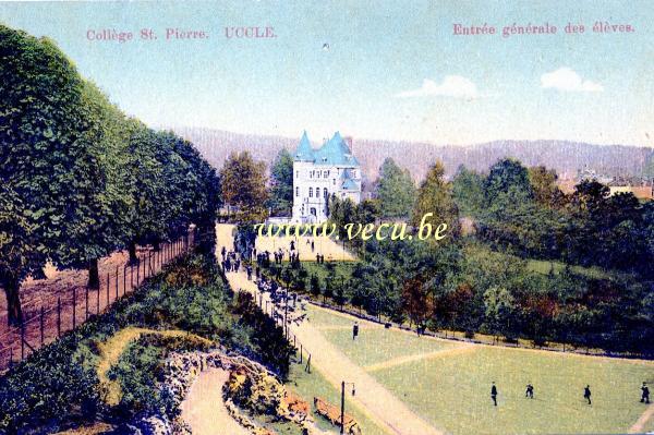 ancienne carte postale de Uccle Collège Saint-Pierre - Entrée générale des elèves