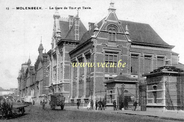 ancienne carte postale de Molenbeek La gare de Tour et Taxis