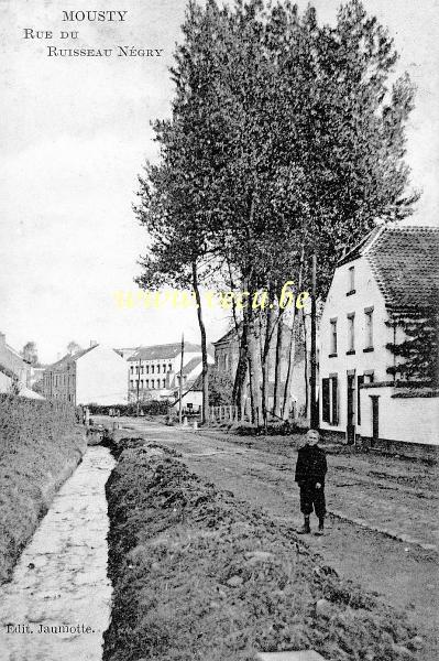ancienne carte postale de Céroux-Mousty Mousty - rue du ruisseau Négry