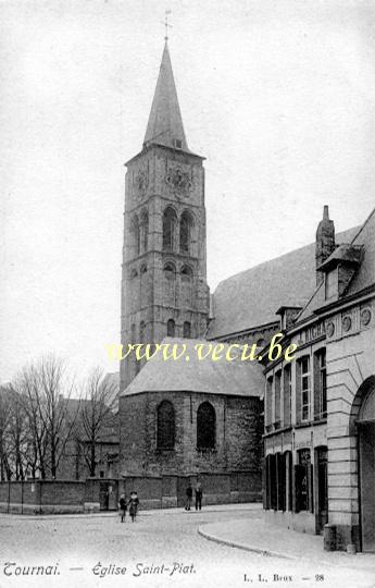 ancienne carte postale de Tournai Eglise Saint-Piat.