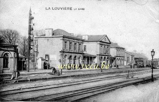 ancienne carte postale de La Louvière La gare