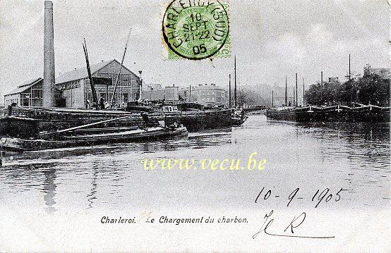 ancienne carte postale de Charleroi Le chargement du charbon