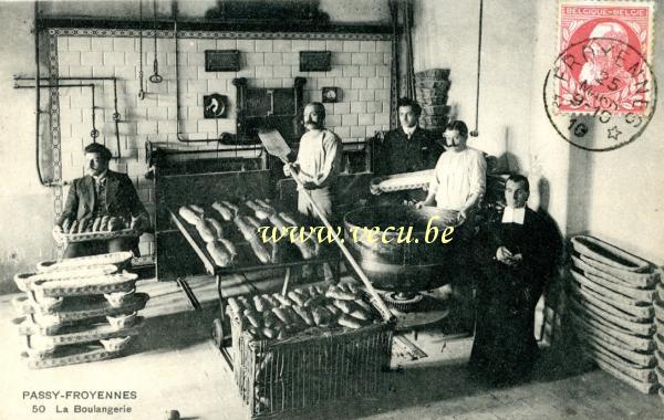 ancienne carte postale de Froyennes La Boulangerie