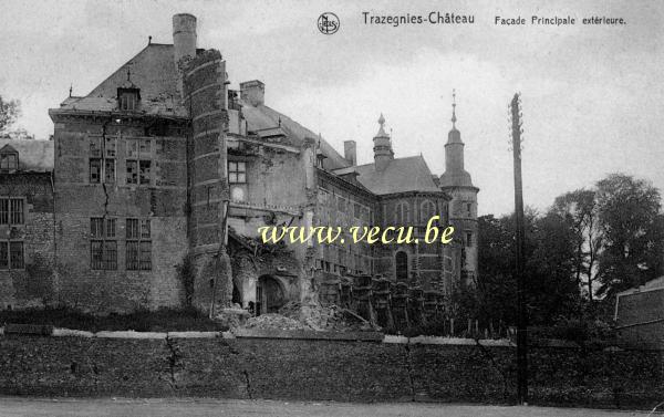 ancienne carte postale de Trazegnies Façade principale extérieure