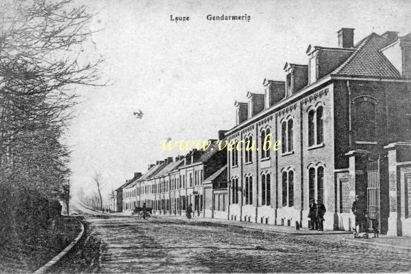 ancienne carte postale de Leuze-en-Hainaut Gendarmerie