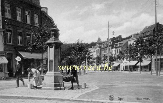 ancienne carte postale de Spa Place verte