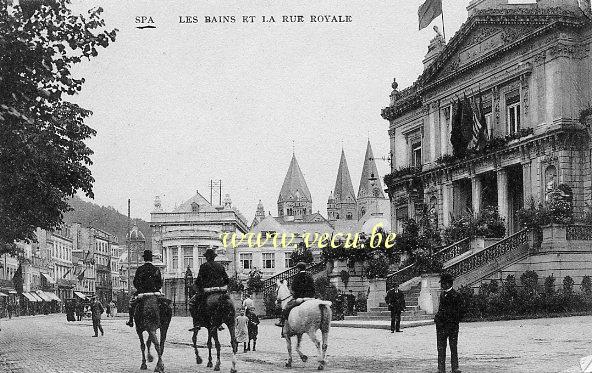 ancienne carte postale de Spa Les Bains et la rue Royale