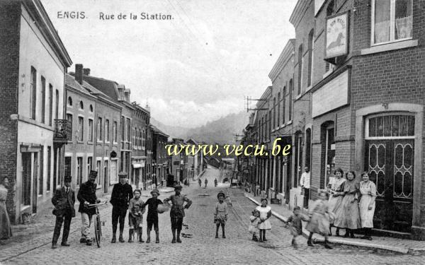 ancienne carte postale de Engis Rue de la Station