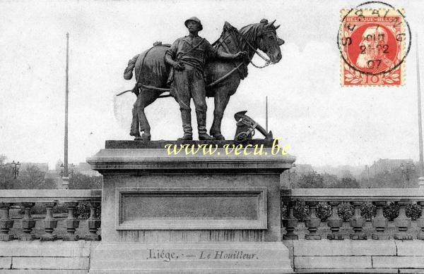 ancienne carte postale de Liège Statue Le Houilleur (Les Terrasses)