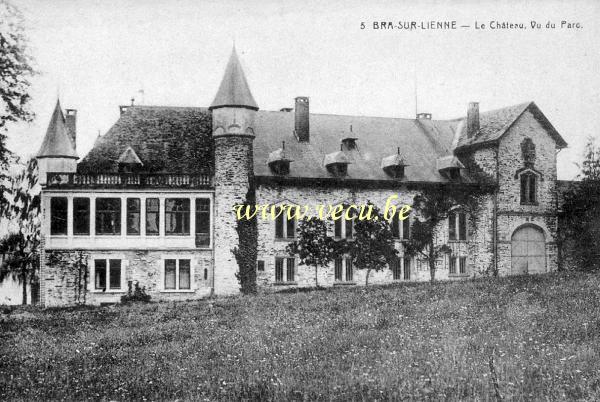 postkaart van Bra-sur-Lienne Le château vu du parc