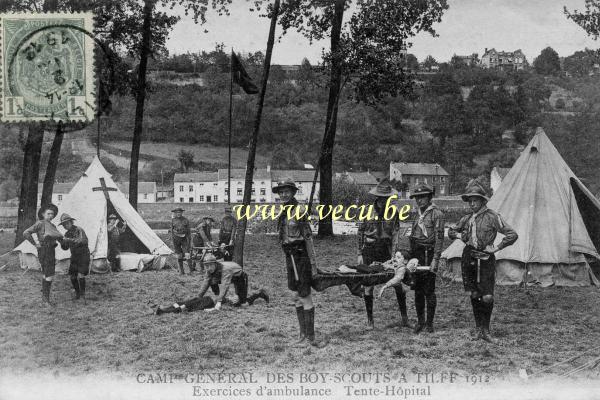 ancienne carte postale de Tilff Camp des Boy-scouts à Tillf. Exercice d'ambulance. Tente-Hôpital