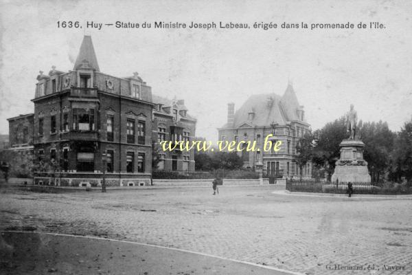 ancienne carte postale de Huy Statue de Ministre Joseph Lebeau, érigée dans la promenade de l'île