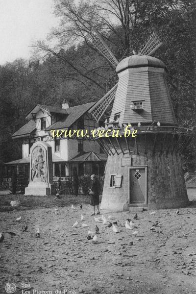ancienne carte postale de Spa Les Pigeons du Parc