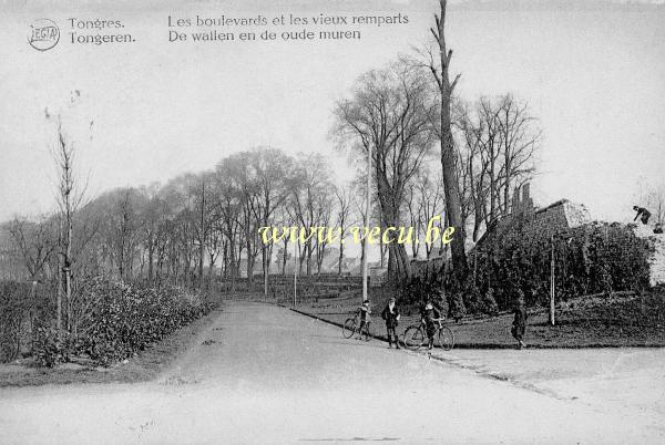 ancienne carte postale de Tongres Les boulevards et les vieux remparts