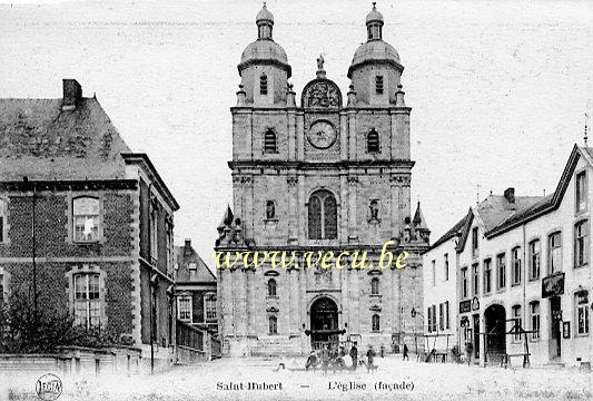 ancienne carte postale de Saint-Hubert L'église