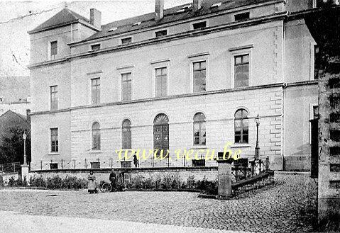 ancienne carte postale de Arlon L'Hôtel de ville