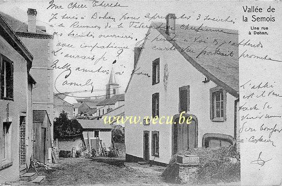 ancienne carte postale de Dohan Vallée de la Semois - Une rue à Dohan