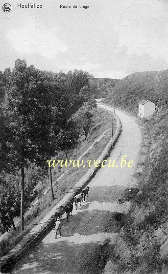 ancienne carte postale de Houffalize Route de Liège