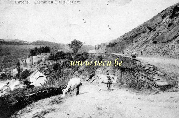 ancienne carte postale de Laroche Chemin du Diable Château