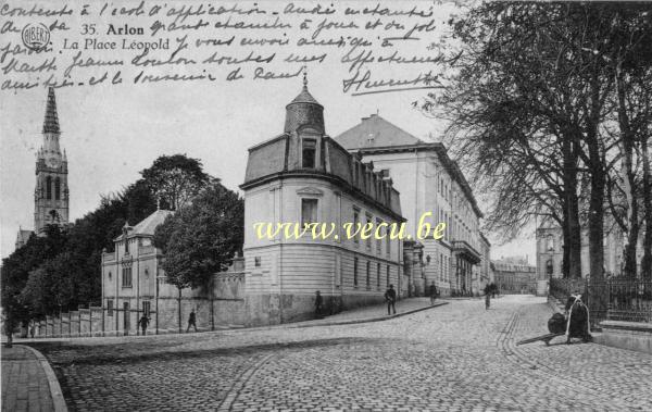 ancienne carte postale de Arlon La place Léopold