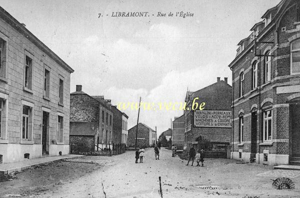 ancienne carte postale de Libramont Rue de l'église