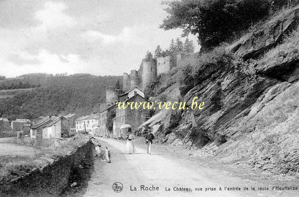 ancienne carte postale de Laroche Le Château, vue prise à l'entrée de la route d'Houffalize