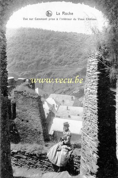 ancienne carte postale de Laroche Vue sur Corumont prise à l'intérieur du vieux château