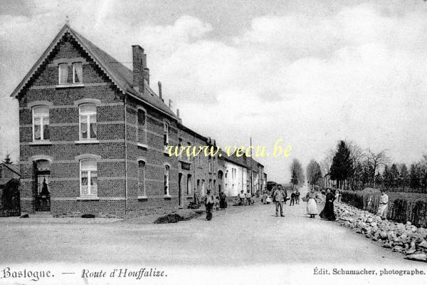 ancienne carte postale de Bastogne Route d'Houffalize