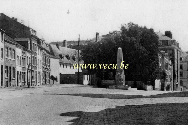 ancienne carte postale de Bastogne Place Saint Pierre