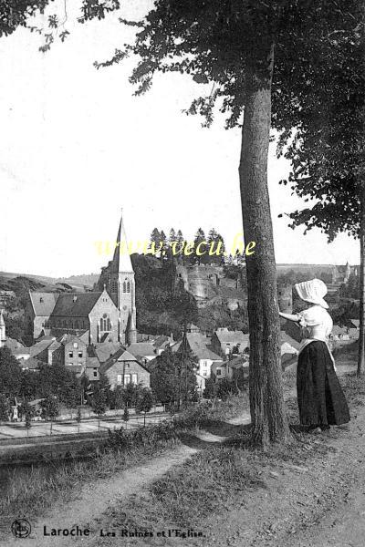 ancienne carte postale de Laroche Les Ruines et l'Eglise