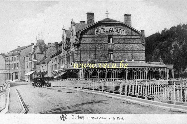 ancienne carte postale de Durbuy L'Hôtel Albert (actuellement Le Sanglier des Ardennes) et le Pont