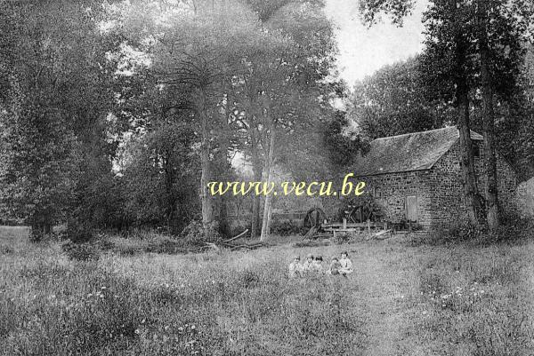 ancienne carte postale de Marcourt Le vieux moulin
