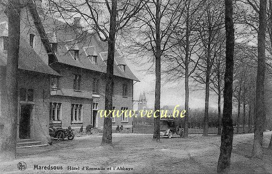 ancienne carte postale de Maredsous Hôtel d'Emmaüs et l'Abbaye