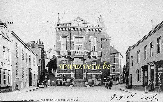 ancienne carte postale de Gembloux Place de l'Hôtel de Ville