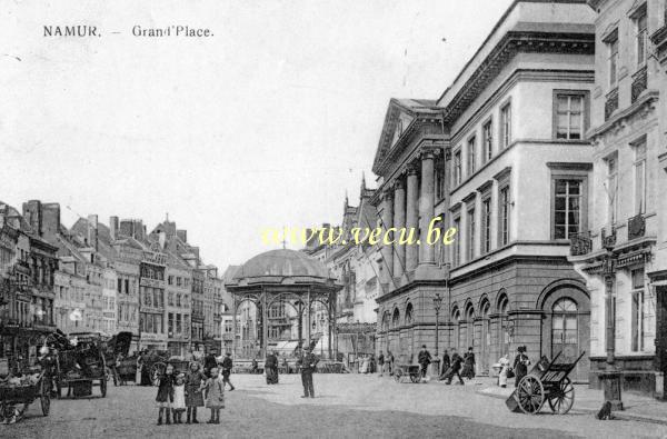 ancienne carte postale de Namur Grand Place