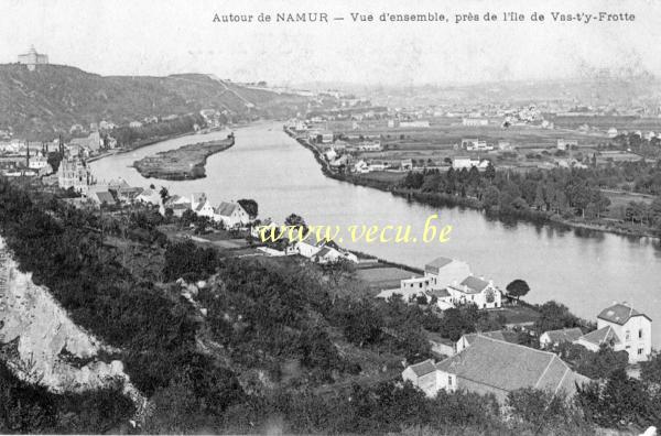 ancienne carte postale de Namur Vue d'ensemble, près de l'île de vas-t'y-frotte