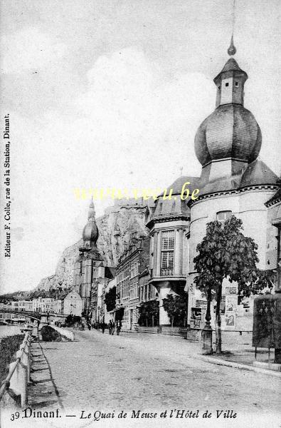 ancienne carte postale de Dinant Le quai de Meuse et l'Hôtel de ville