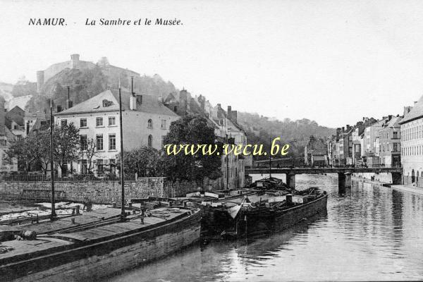 ancienne carte postale de Namur La Sambre et le Musée