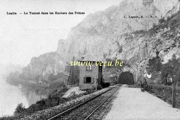 ancienne carte postale de Lustin Le Tunnel dans les Rochers de Frênes