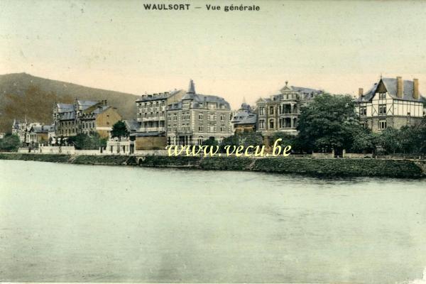 ancienne carte postale de Waulsort Vue générale