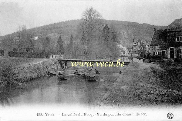 ancienne carte postale de Yvoir La vallée du Bocq - Vu du pont de chemin de fer