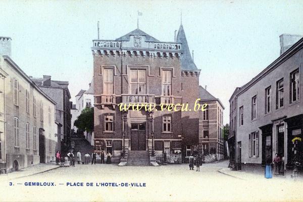 ancienne carte postale de Gembloux Place de l'hôtel de ville