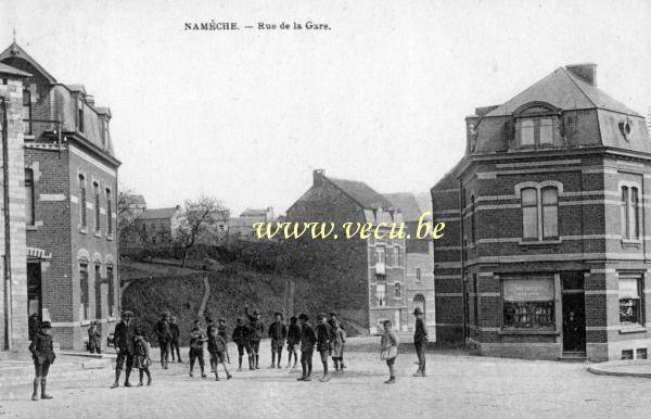 ancienne carte postale de Namêche Rue de la Gare