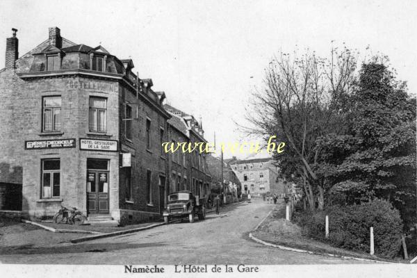 ancienne carte postale de Namêche L'Hôtel de la Gare