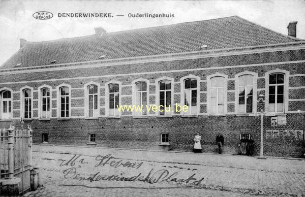 ancienne carte postale de Denderwindeke Ouderlingenhuis