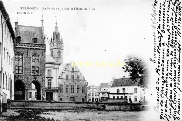 ancienne carte postale de Termonde Le palais de Justice et l'Hôtel de Ville
